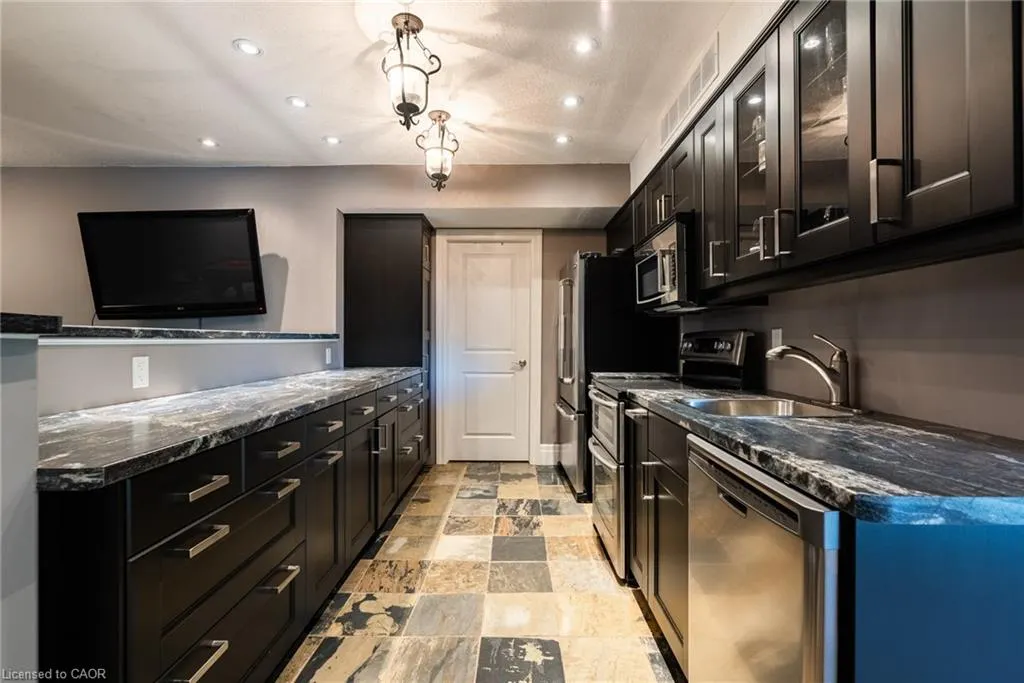 125 Stokes Trail