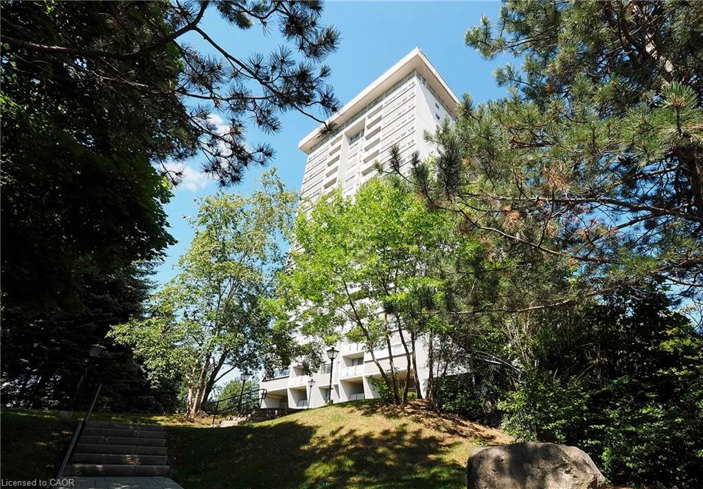375 King Street N #1105