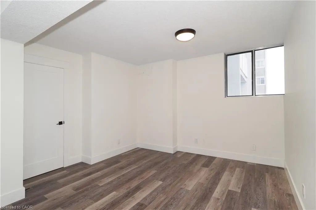 375 King Street N #1105