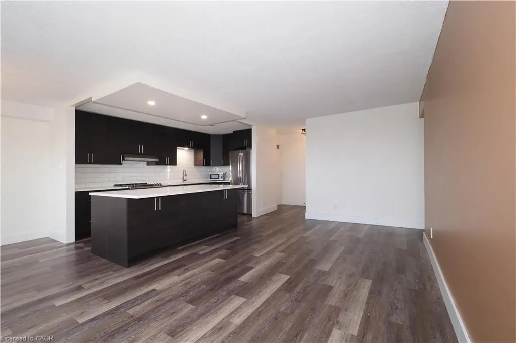 375 King Street N #1105