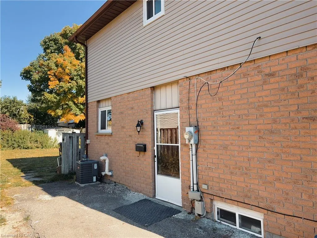 112 Northlake Drive #A