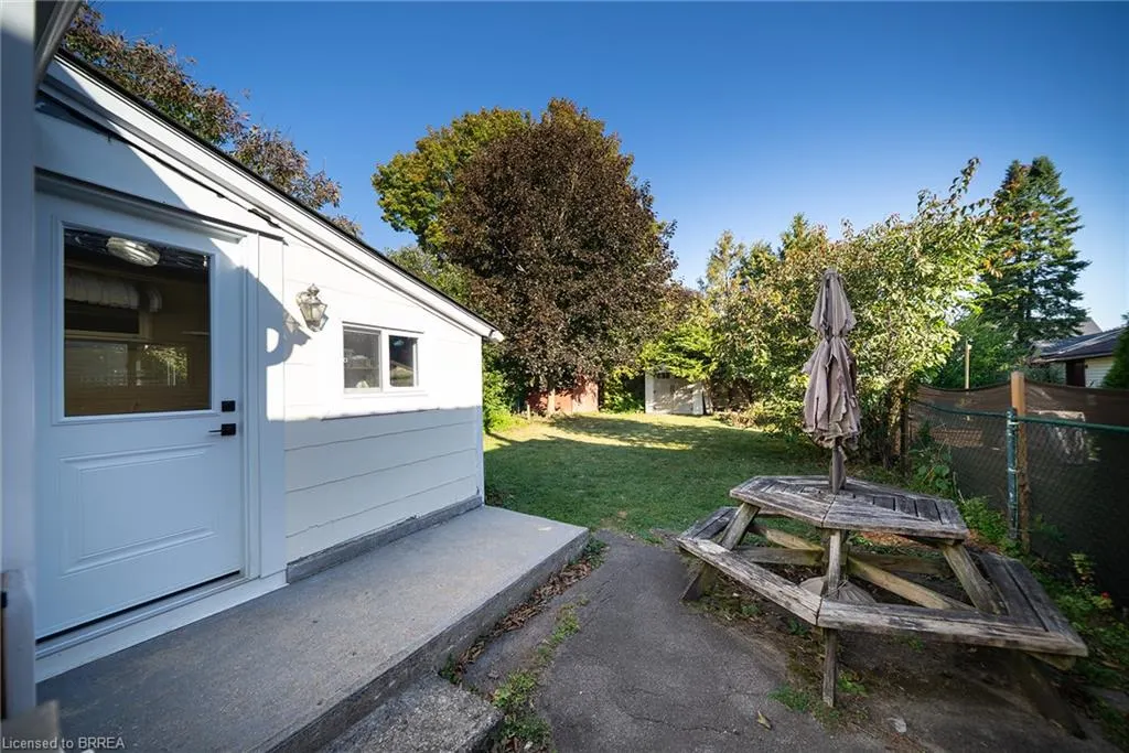 89 Salisbury Avenue