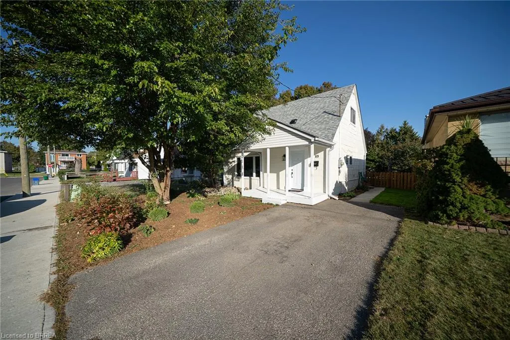 89 Salisbury Avenue