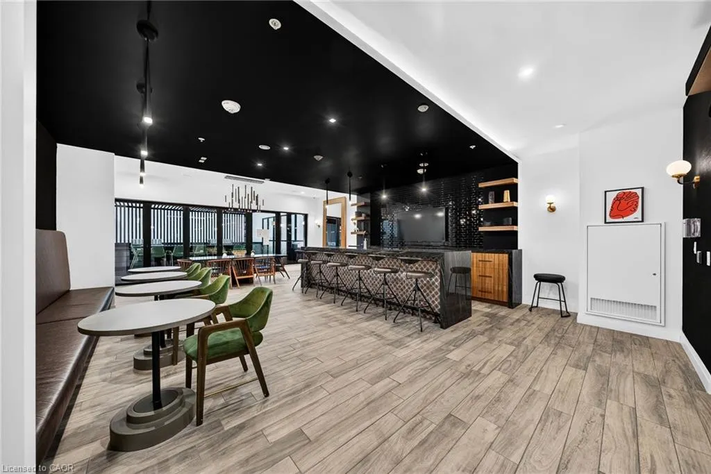 181 King Street S #1607