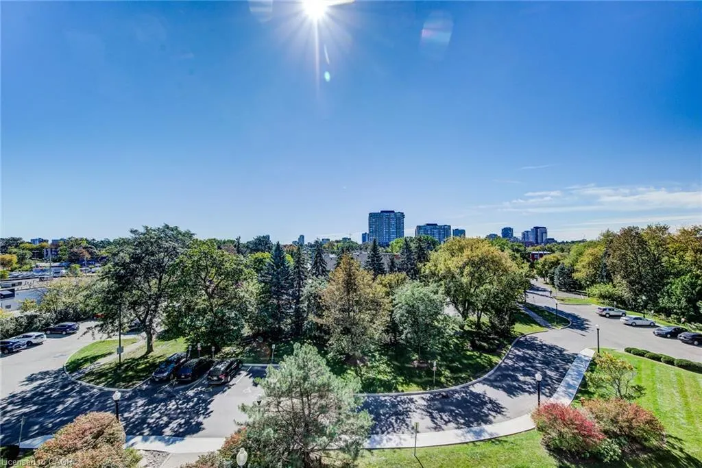 58 Bridgeport Road E #505