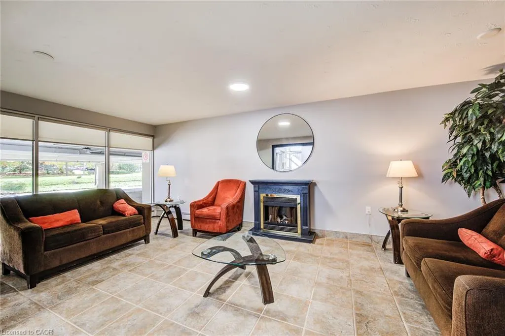 58 Bridgeport Road E #505
