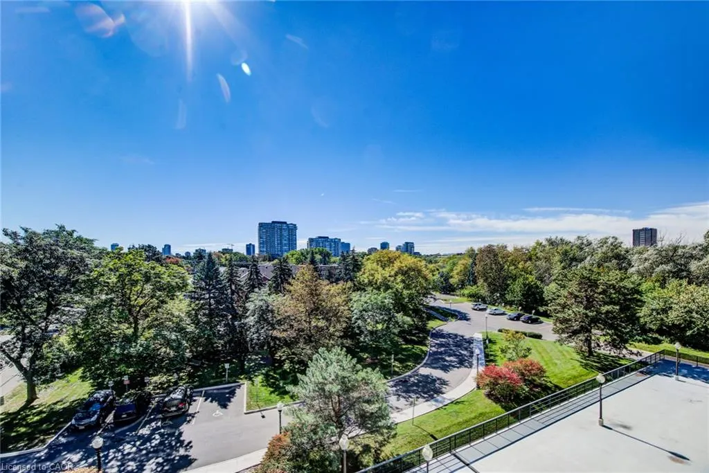 58 Bridgeport Road E #505