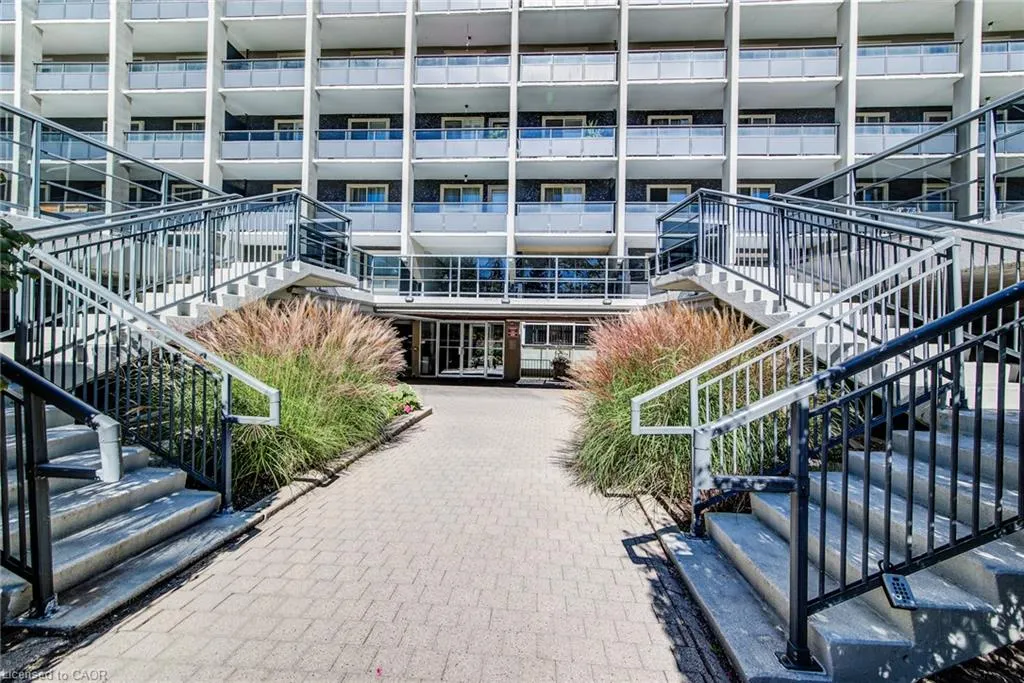 58 Bridgeport Road E #505