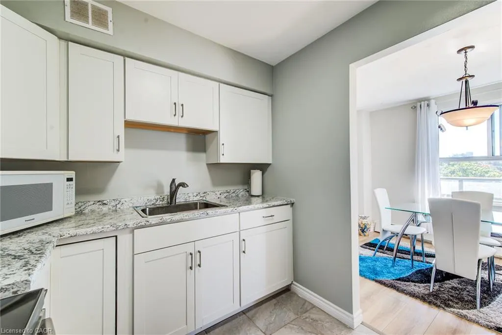 58 Bridgeport Road E #505