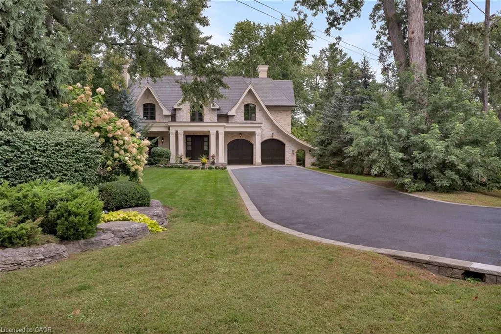 1469 Crescent Road