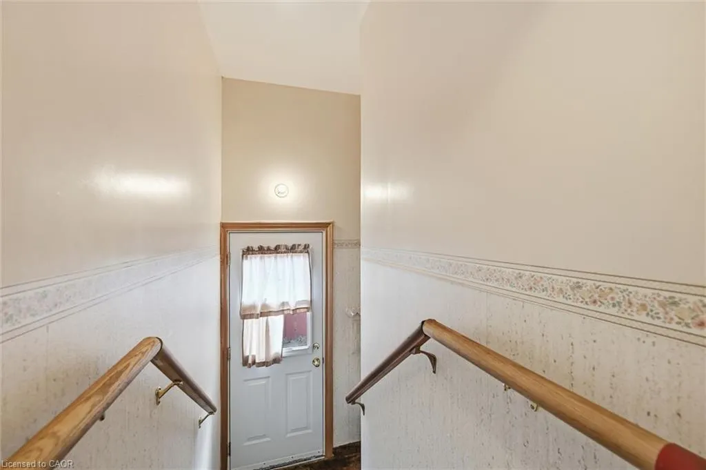342 East 16th Street