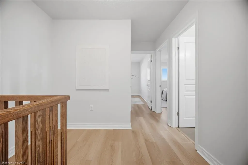 98 Bloom Crescent