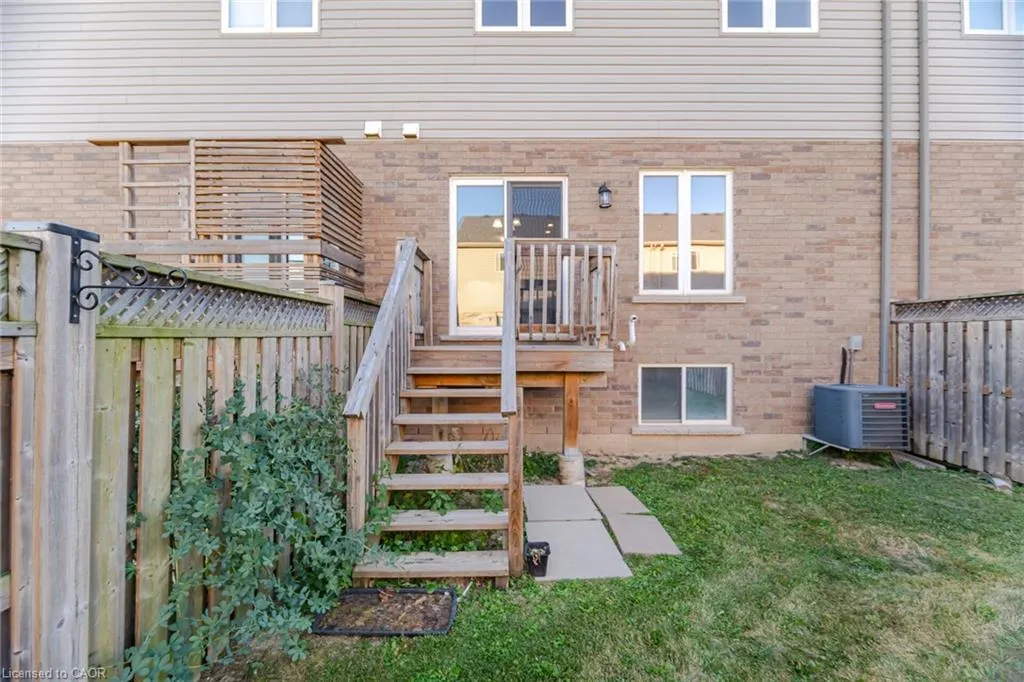 98 Bloom Crescent