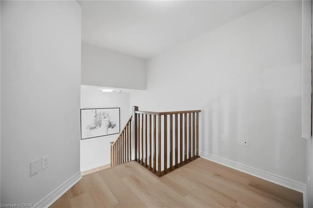 98 Bloom Crescent