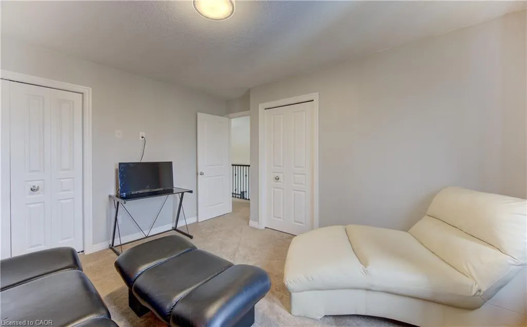 167 Westcliff Way