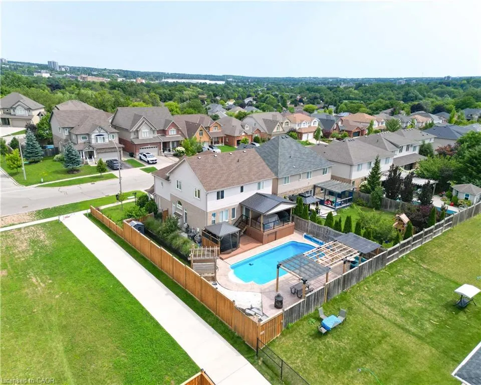 167 Westcliff Way