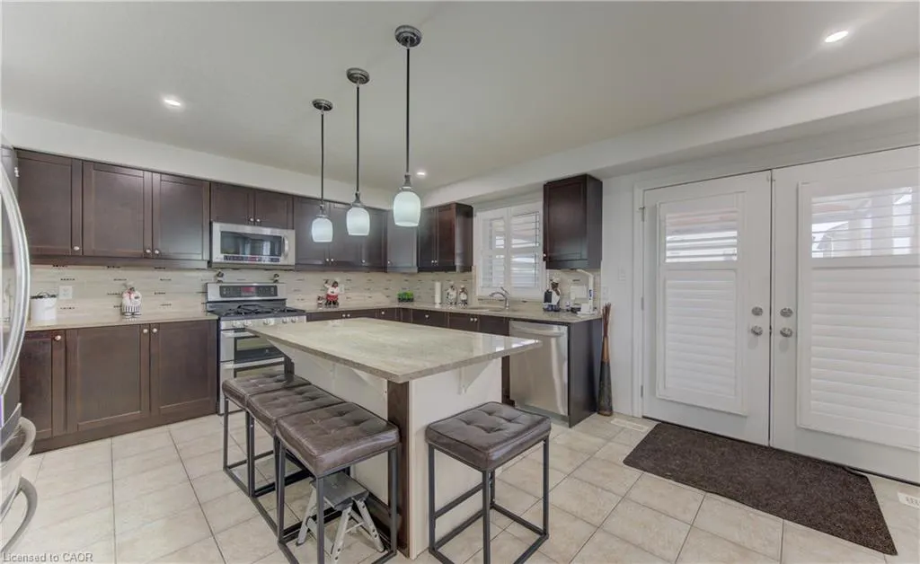 167 Westcliff Way