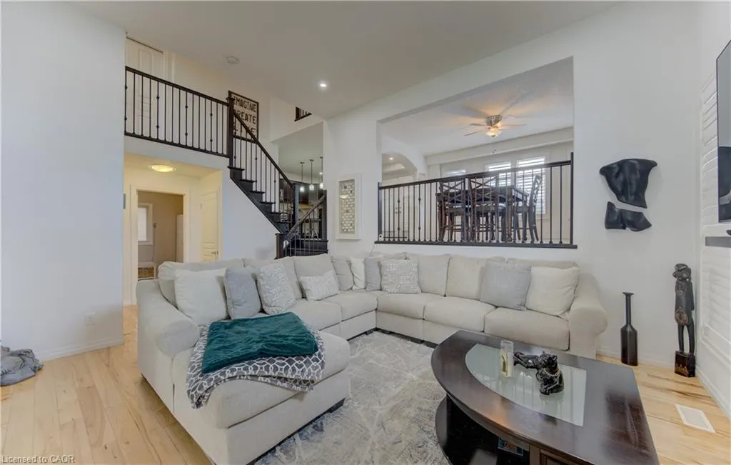 167 Westcliff Way