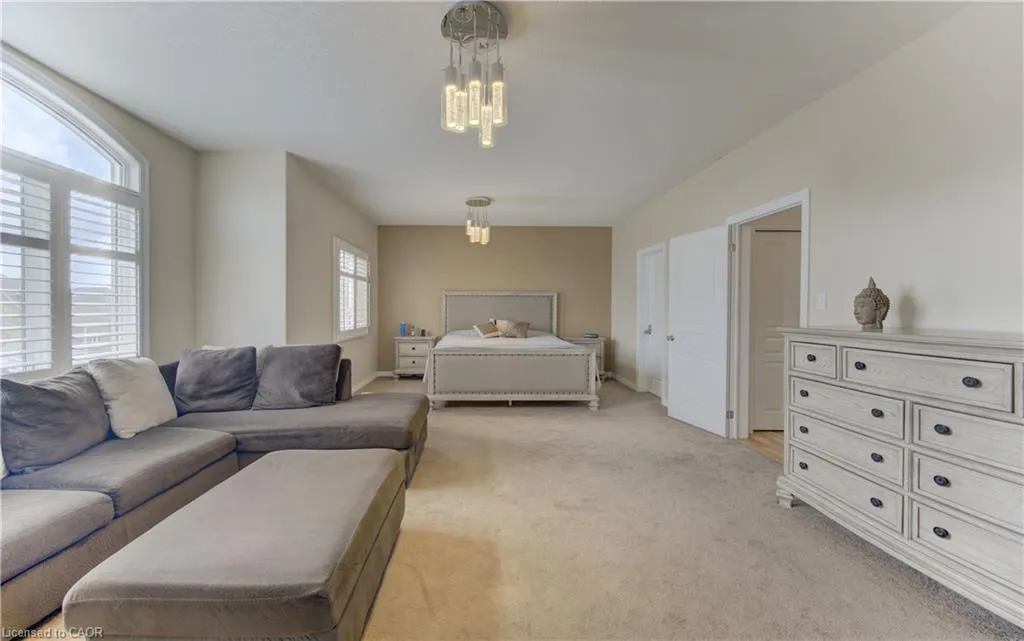 167 Westcliff Way