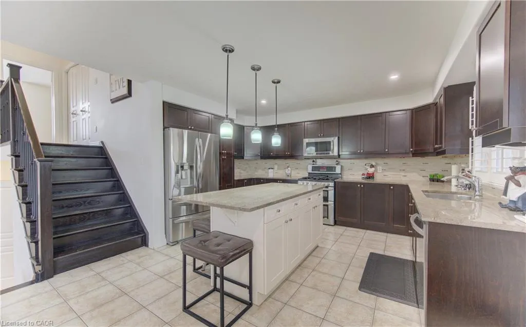 167 Westcliff Way