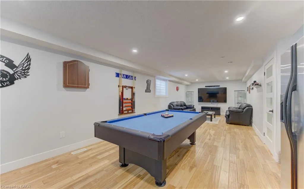 167 Westcliff Way