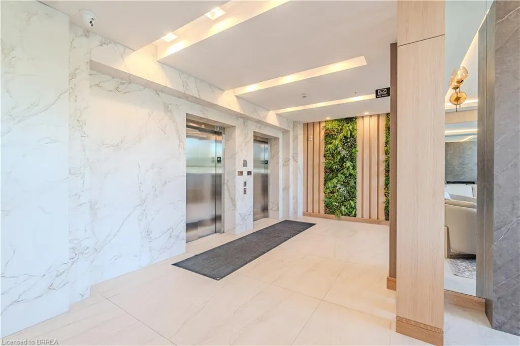 34 Norman Street #404