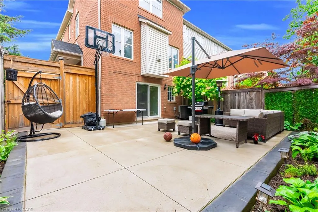 2435 Coho Way