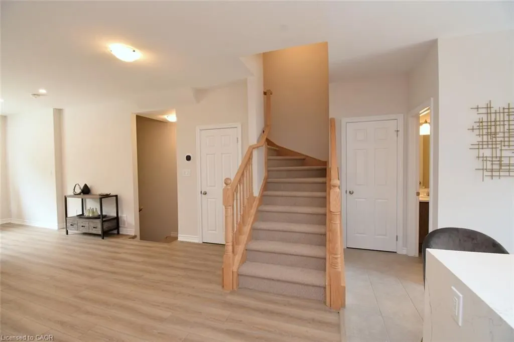 677 Park Road N #2