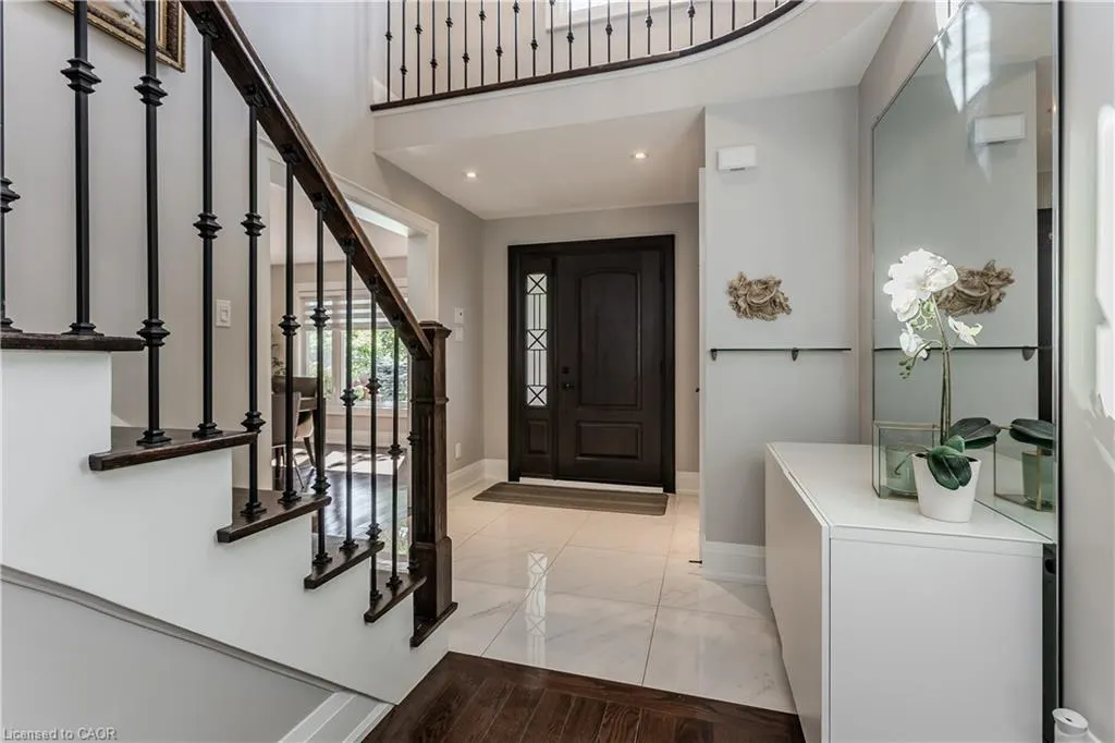 541 Hambling Court
