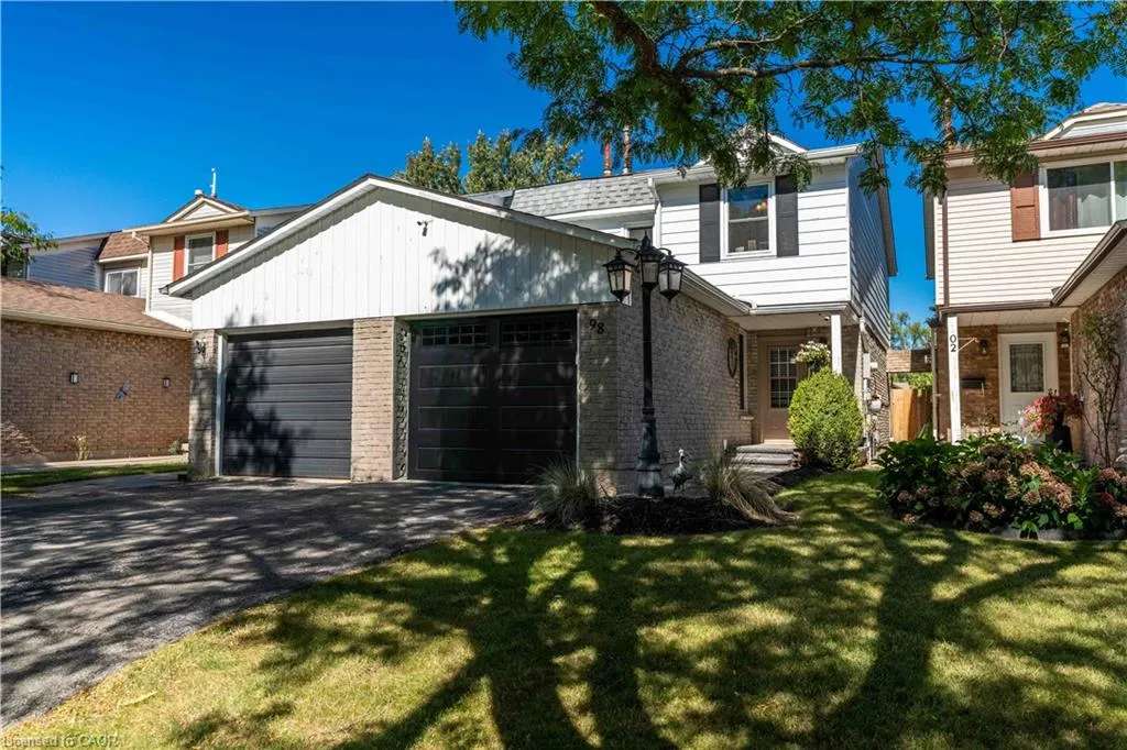 98 Memorial Avenue
