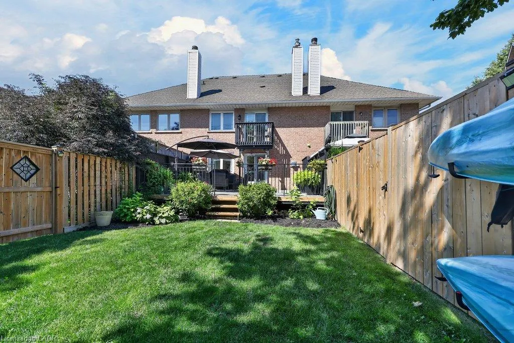 6 Harbour Drive