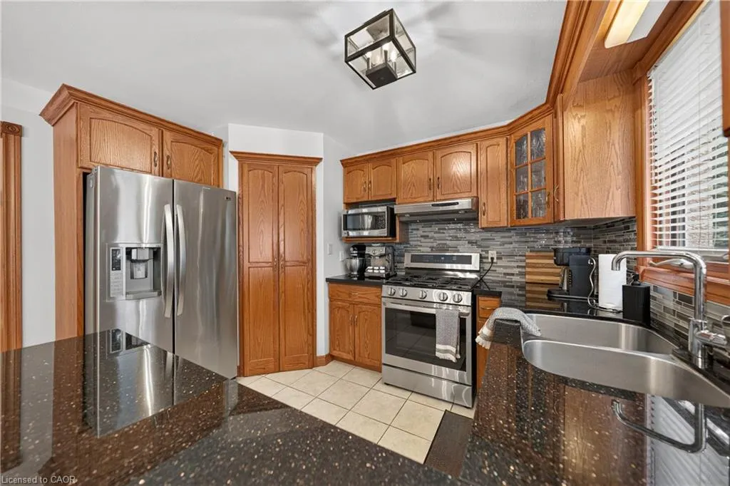 52 Archwood Crescent