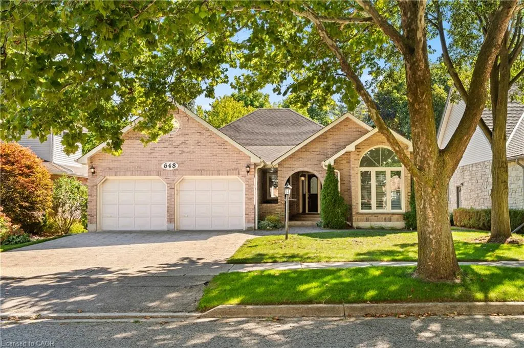 648 Bayhampton Crescent