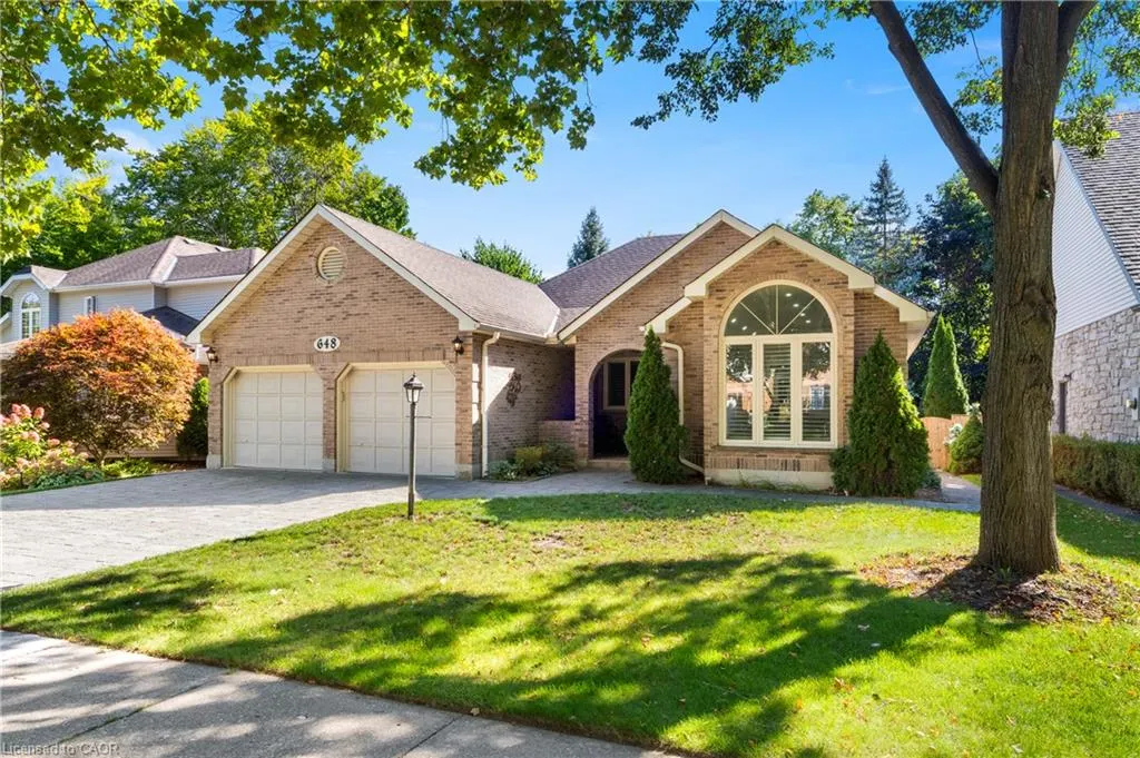 648 Bayhampton Crescent