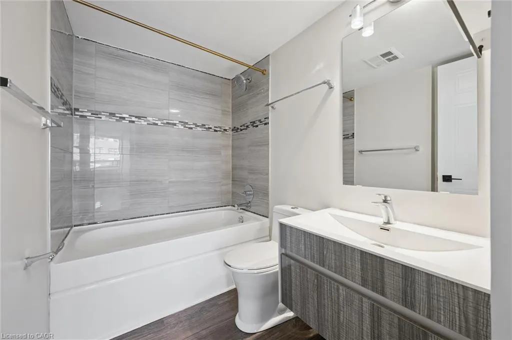 1270 Maple Crossing Boulevard #1905