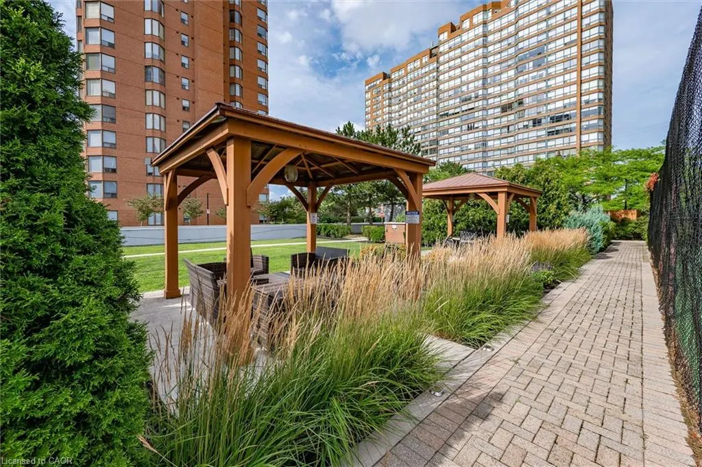 1270 Maple Crossing Boulevard #1905