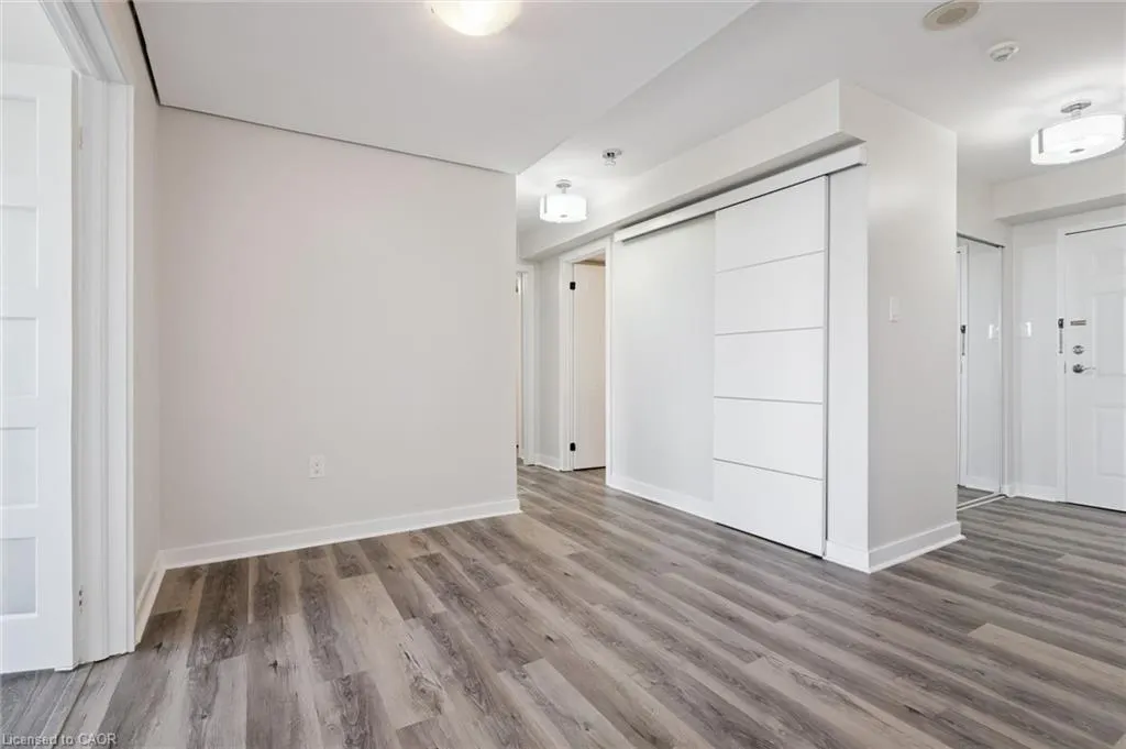 1270 Maple Crossing Boulevard #1905