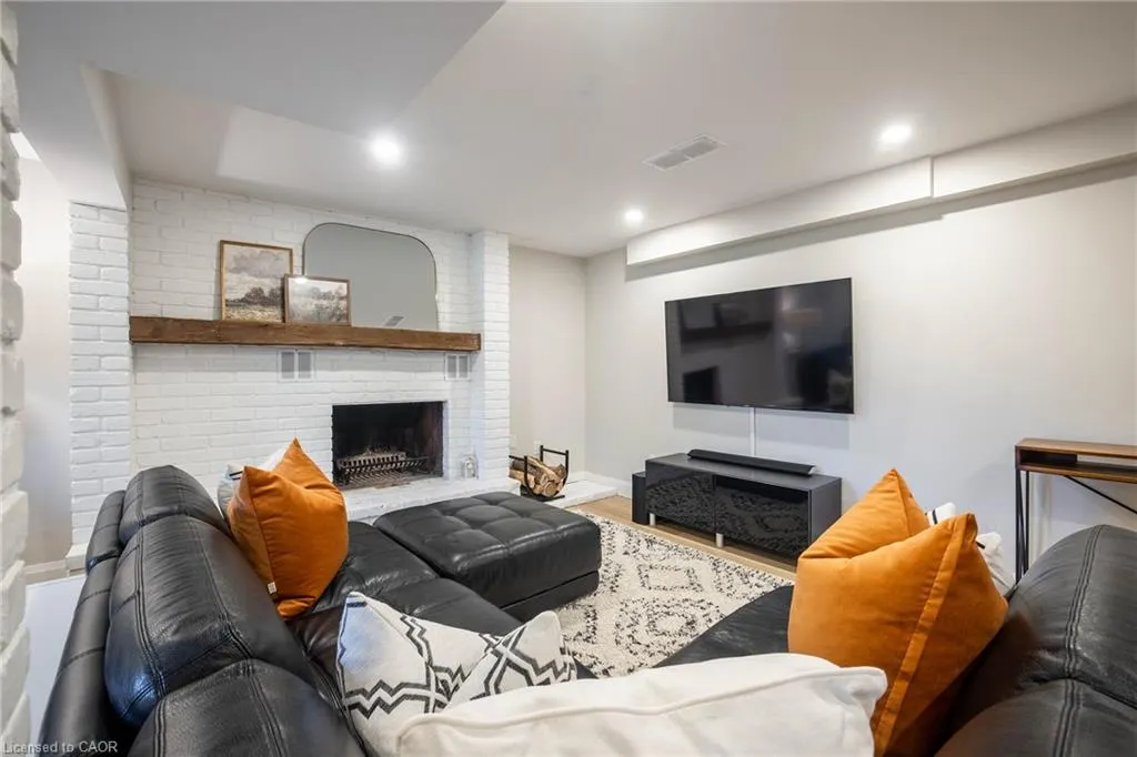 407 Maple Grove Drive