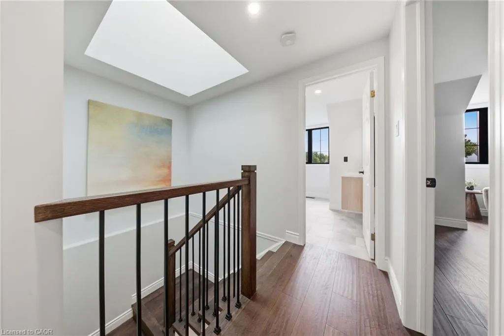 19 Boulder Crescent