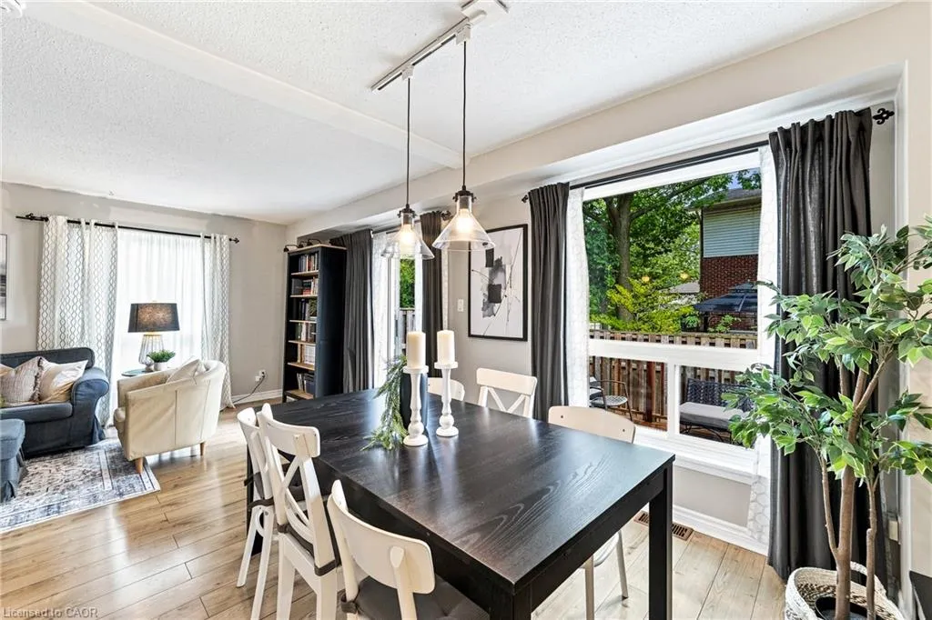 1270 Gainsborough Drive #61