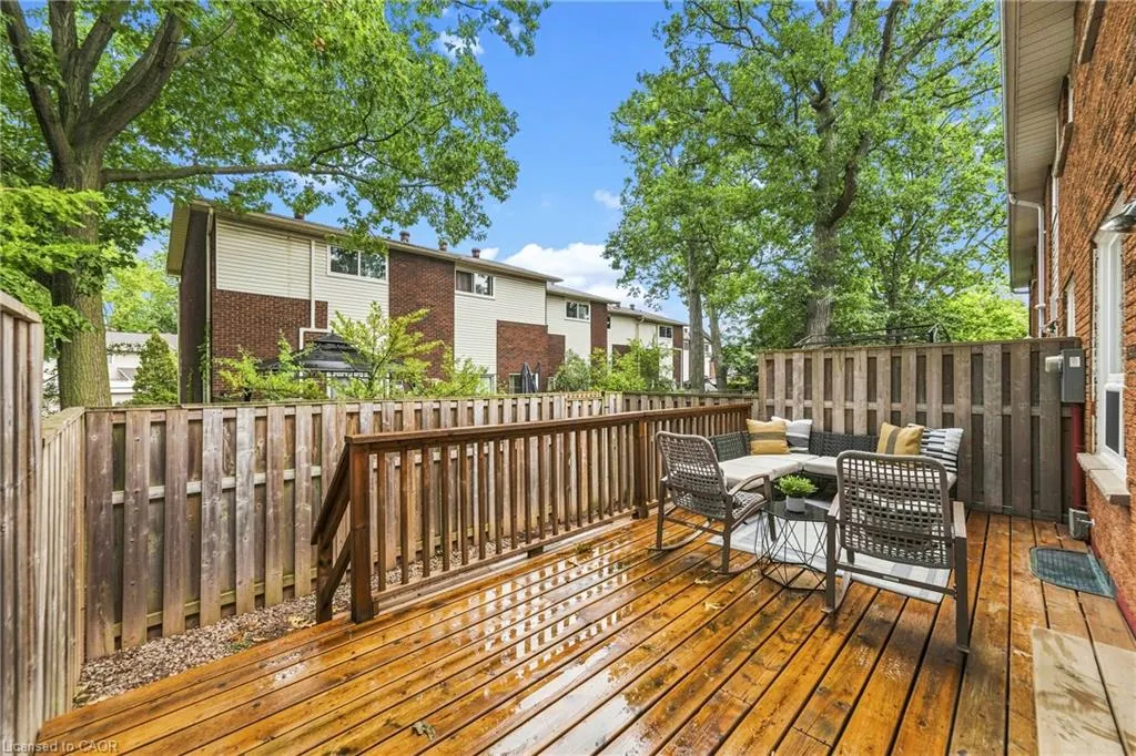 1270 Gainsborough Drive #61