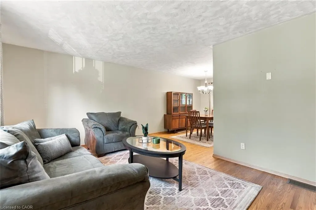 40 Kenmore Avenue