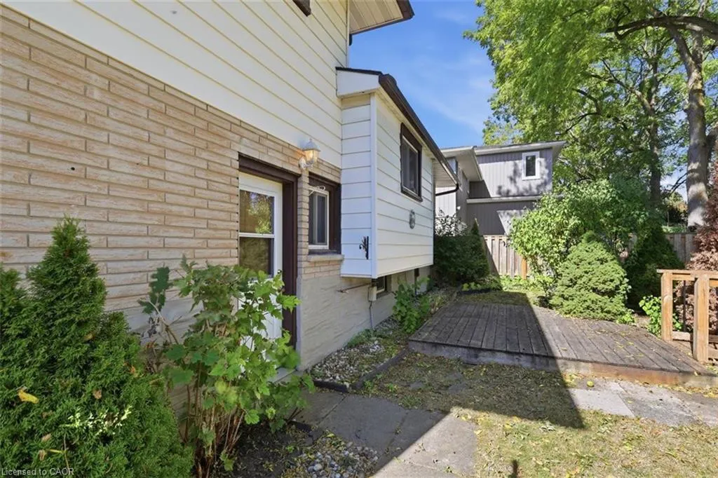 40 Kenmore Avenue