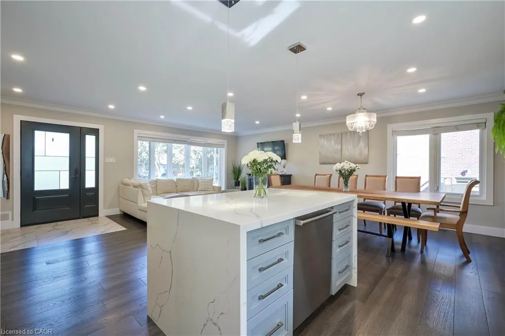 390 Wendall Place