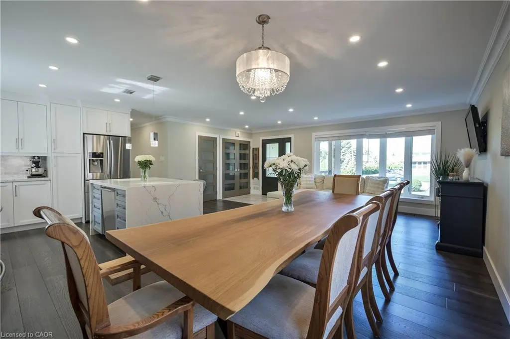 390 Wendall Place