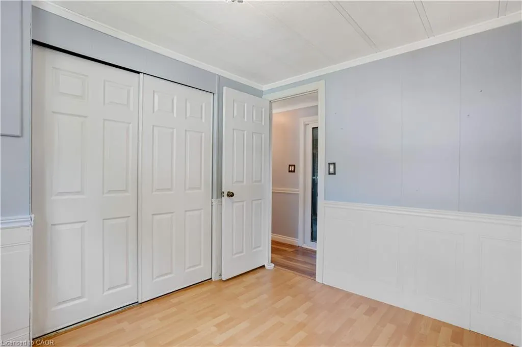 120 Maple Crescent