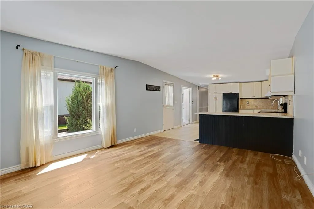 120 Maple Crescent