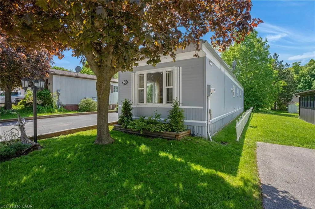 120 Maple Crescent