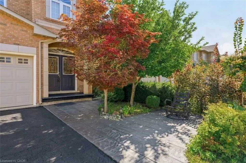 2381 Grand Oak Trail