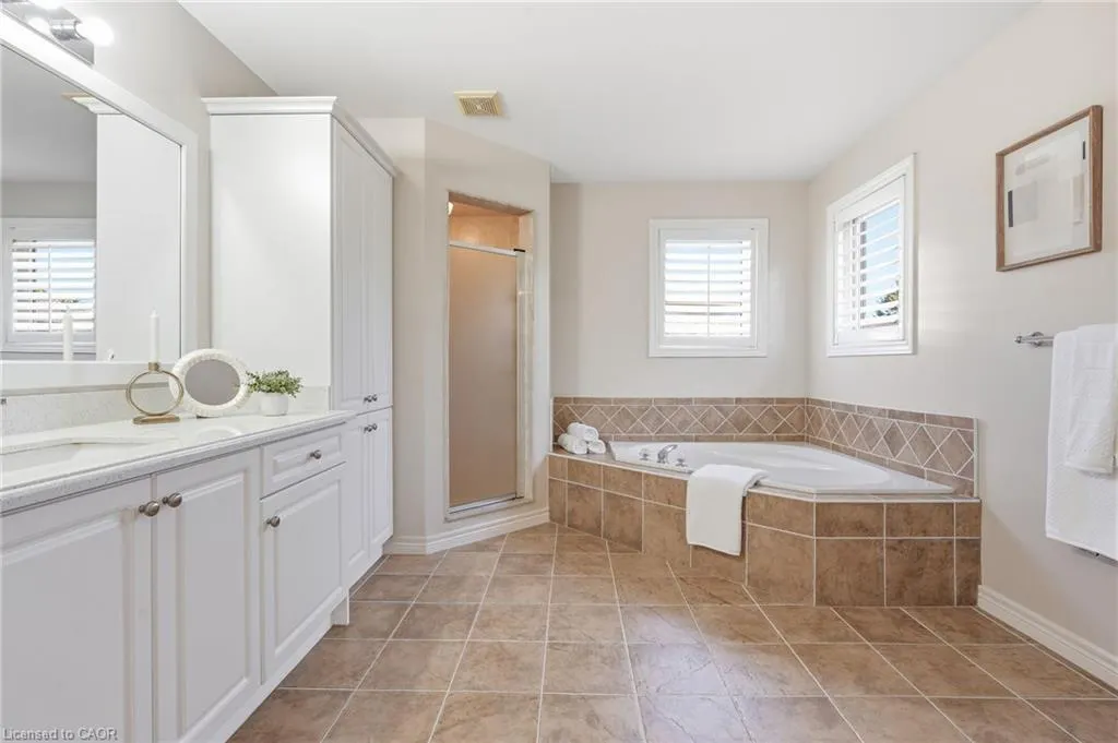 2381 Grand Oak Trail